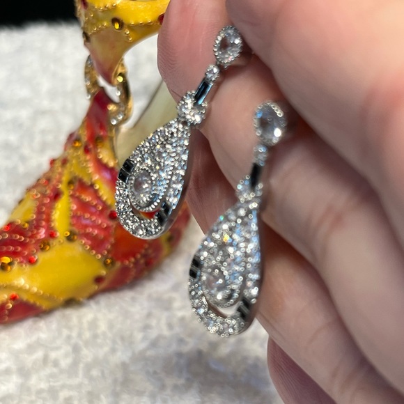 💙Art deco style sapphire and Diamond style fashion earrings - Picture 9 of 9